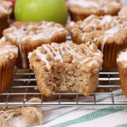 homemade apple cinnamon muffins recipe