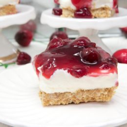 no-bake cherry cheesecake bars