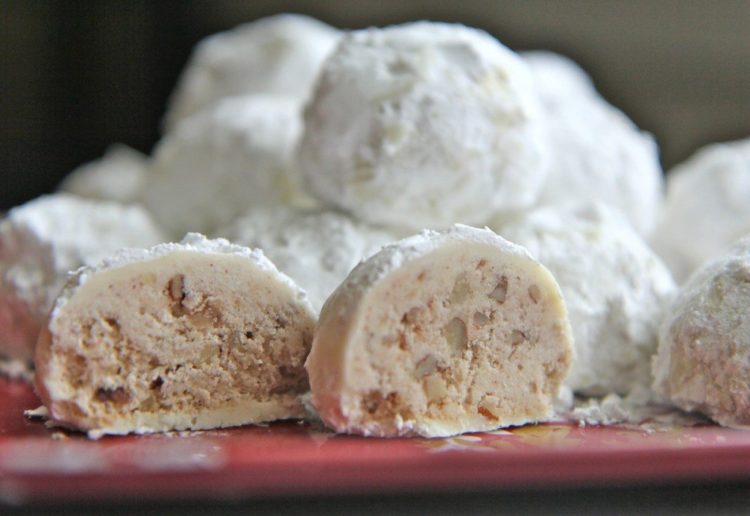 cinnamon pecan snowball cookies