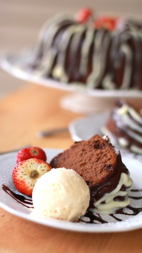 old fashioned cocoa pound cake best