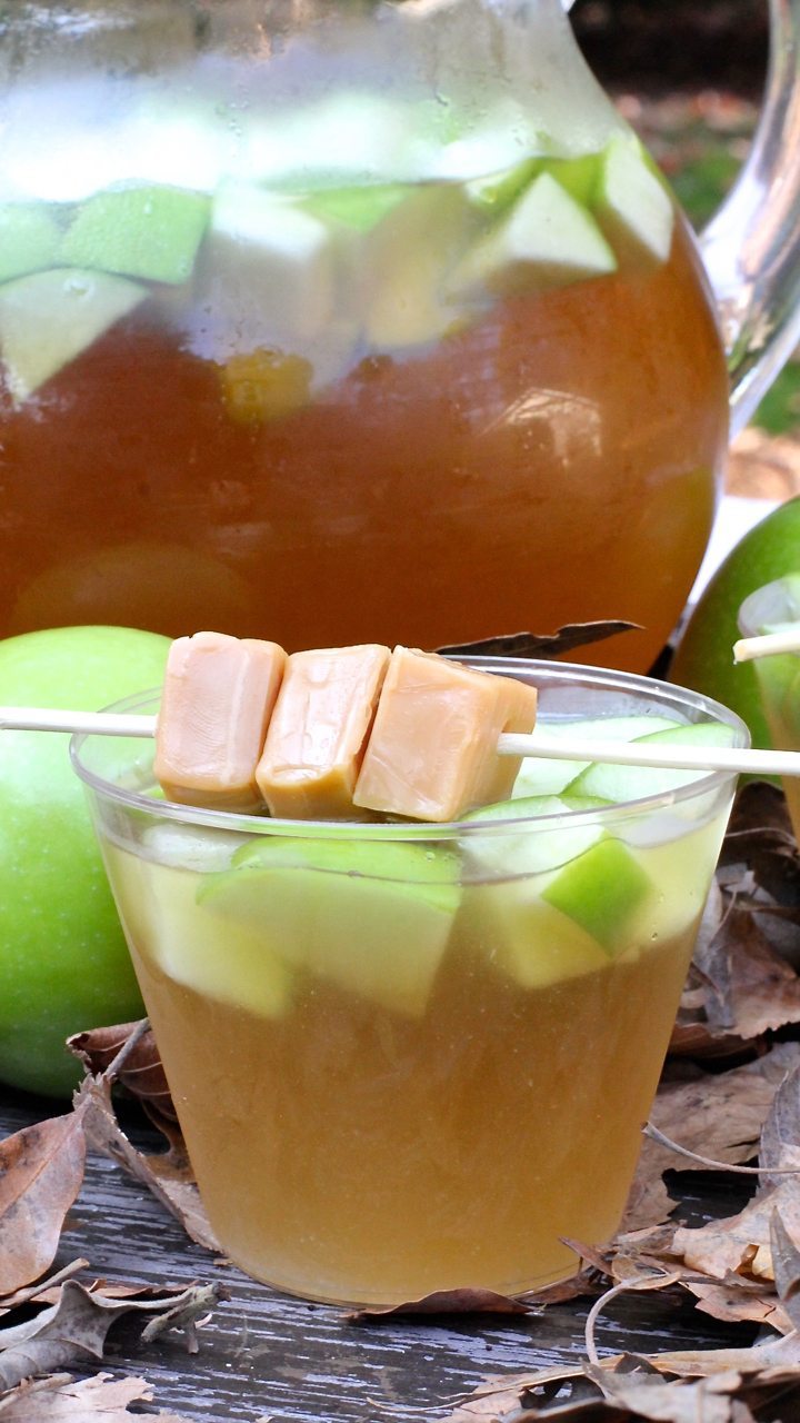 sparkling-caramel-apple-punch-recipe